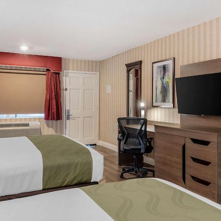 Quality Inn & Suites Anaheim Maingate Exterior photo