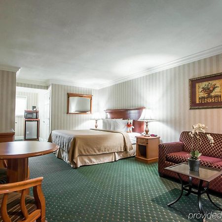 Quality Inn & Suites Anaheim Maingate Exterior photo