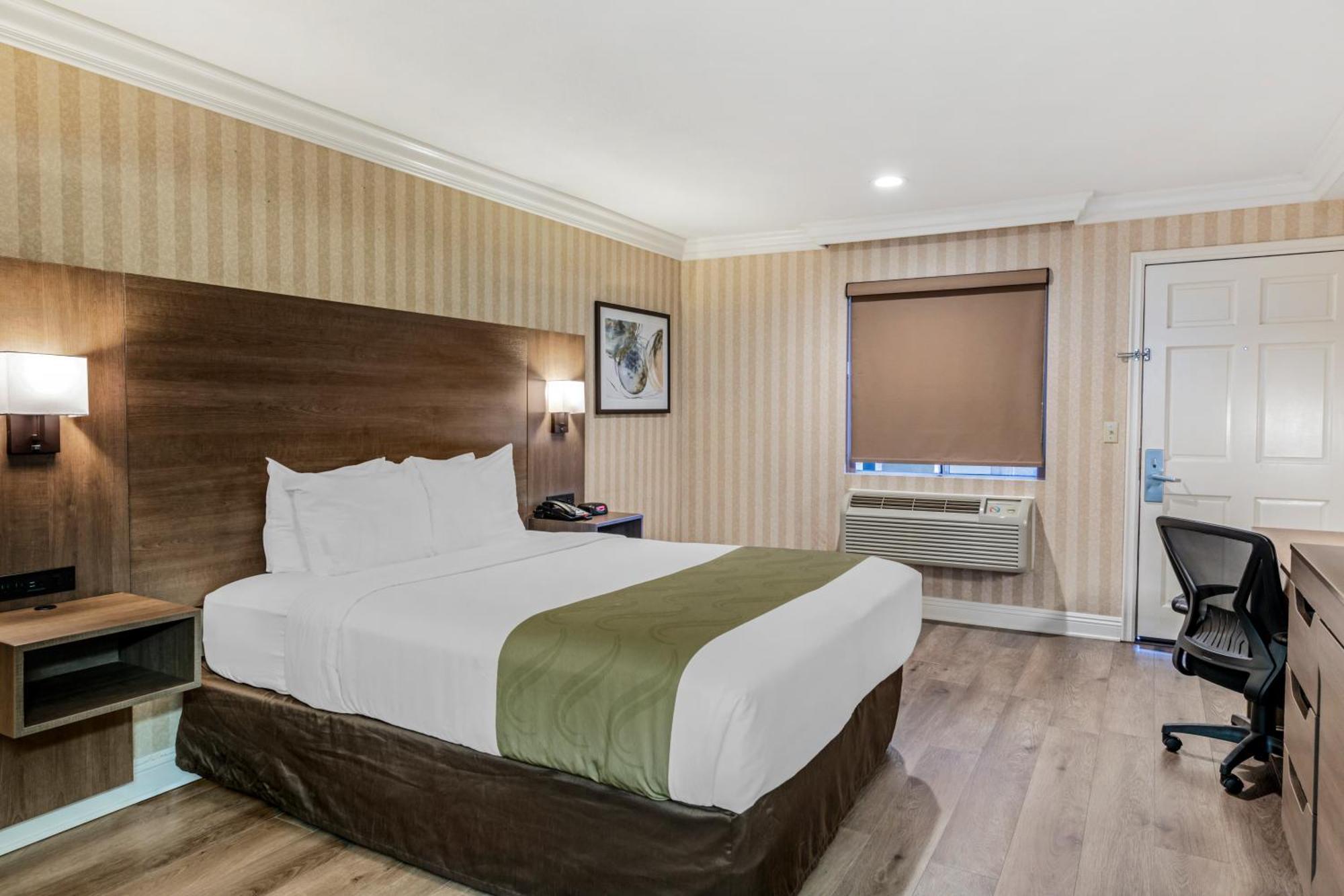 Quality Inn & Suites Anaheim Maingate Exterior photo